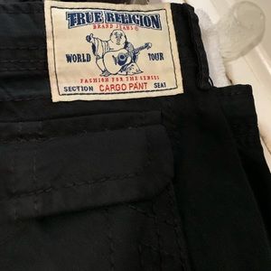 Men’s True Religion cargo pants